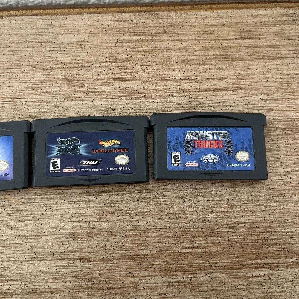 Hot Wheels: Velocity X World Race (Nintendo Game Boy Advance,‎ 2002) Bundle Deal